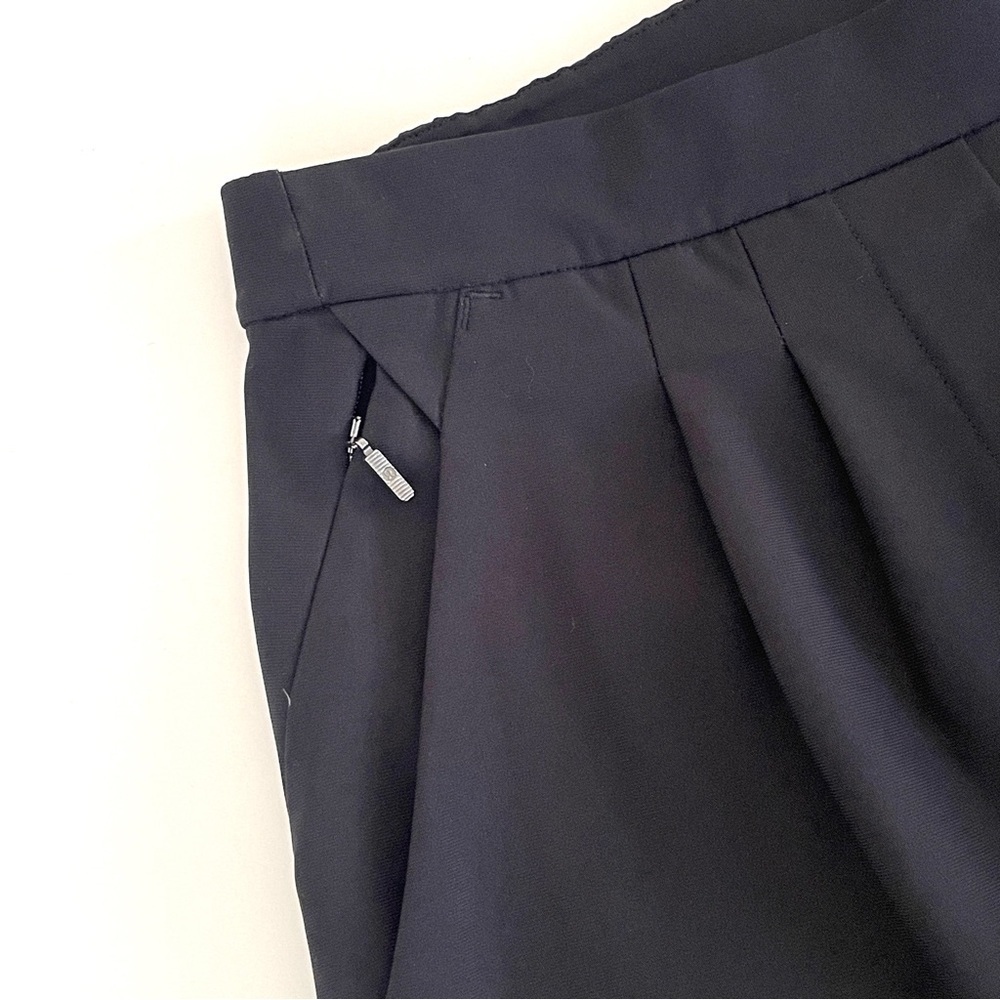 Lululemon Essential High-Rise Trouser in Black - Picture 6 of 13